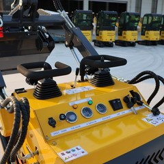 Mini Skid Steer Loader 24HP 4-in-1 Bucket 3-Stage Pump Hydraulic System Pick Up