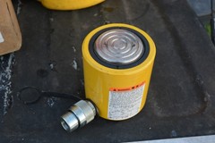 Enerpac RCS302 Ton Single-Acting Low-Height Hydraulic Cylinder NEW