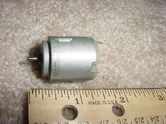 Small DC Electric Motor 6 – 12 VDC 5560 RPM 10 g-cm M34