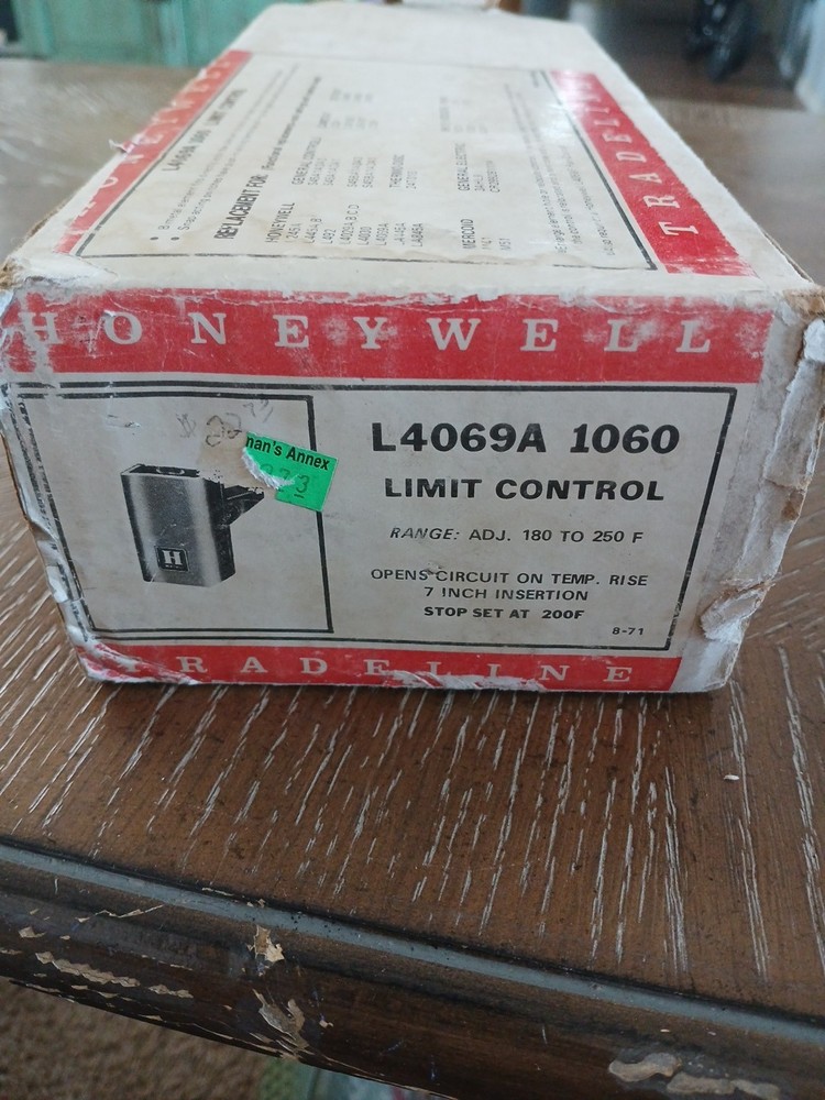 Honeywell L4069A 1060 Limit Control Tanner 150-250f, Opens On Rise, Stop 200f