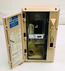 CROUSE HINDS NCB1018F-WT100EHB24 100AMP NCB SERIES CIRCUIT BREAKER ENCLOSURE NEW