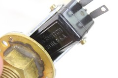 United Electric Controls Company Thermostatic Temperature Switch C41-102 9713