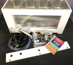 3 Compartment Concession Sink + Hand Sink, With PRE-ASSEMBLED Table Top Frame