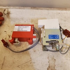 Shunt Trip Kit # 2A11791G01 110-127VAC 1,2,10 AMP 2c12790g06 2C12791G02