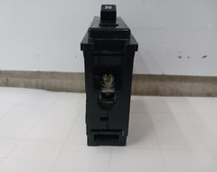 CUTLER HAMMER 30 AMP CIRCUIT BREAKER 1 POLE 120/240 VAC BA130