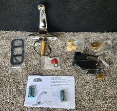 Zurn Z6915 XL AquaSense Battery Powered Sensor Faucet 1.5 GPM Aerator