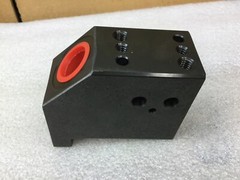 NORDSON 1001754A 5KSI/35MPA SERVICE VALVE BODY NEW NO BOX