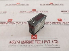 Dixell XT121C Temperature Controller -5C0TU- 3VA 230V 8(3)A 250V