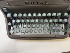 Vintage Royal Standard Manual Typewriter Brown Green Keys 29lb Parts Repair