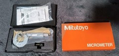 Mitutoyo Micrometer 114-161, 3 Flute, V-Anvil, 1-15mm, 0.01mm Grad., +/-0.004mm