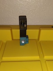 RAM SOLUTIONS MAC 9000-001 ESG 24VDC 1.8 WATTS 120 PSI 36A-AAB-JDE0-2JM NEW