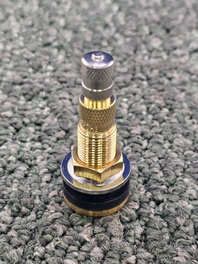 (QTY 12) TR618A 1-7/8 in Brass Clamp-in Valve Stems 90 PSI For 5/8-in Rim Hole