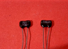 10 Pcs Silver Mica Capacitors 22pF 300V 5% Sangamo Radial