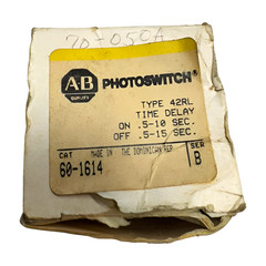 Allen-Bradley 60-1614 Photoswitch Type 42RL Time Delay On .5-10sec, Off .5-15sec