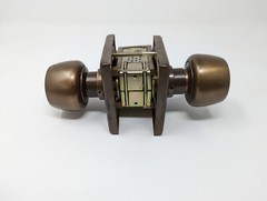 Yale 6208 RH Monolock CX Design BR Knob, 10B Dark Bronze Finish, Y1 Keyway