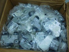 LOT OF 30 BRAD CONNECTIVITY 1300350071 DN3200 DEVICENET 5P MINI-CHANGE PASSIVE Y