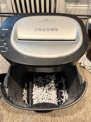 Royal Shredder Micro-Cut 14-Sheet Security Paper Shredder Black/White