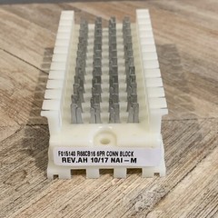 Box Of 20 – Emerson Network Power Part No. F015140 R66CB16 6PR Connector Block