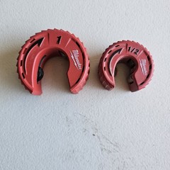 Milwaukee Close Quarters Tubing Cutters 1″ & 1/2″ USED