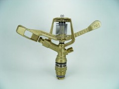 HEAVY DUTY TRIPOD W/ LONGEST THROW BRASS IMPACT SRINKLER FROM GARDEN HOSE 120FT!