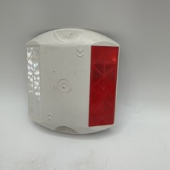3M Raised Pavement Marker 290 Series Red & White 1 Pack
