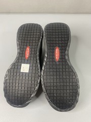 Skechers Mens Work Shoes Sz 11 Slip Resistant Memory Foam Slip On Black Mesh New
