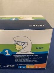 HALYARD 47567 Level 1 Disposable Procedure Mask, Earloops, Yellow, 50 Count Lot