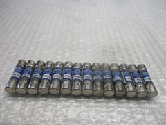 FUSETRON FNA-2 FUSE LOT OF 14 NSNP