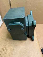 GROVE FH220-1 FLEX-A-LINE RIGHT-ANGLE GEAR REDUCER 1″ BORE, RATIO – 7.5, M/O!
