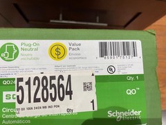 Square D QO 100A 24-Space 24-Circuit Plug-On Neutral Load Center QO24M100PCVP