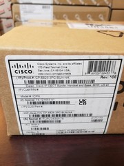 Cisco 6825 Cordless IP Phone DECT Bundle CP-6825-3PC-BUN-NA Handset + Base- NEW