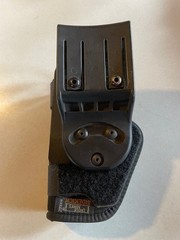 UNCLE MIKE’S Duty Holster Sidekick, Size 22 -Right Side Made in USA