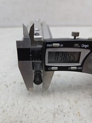Destaco 9540-2GR Pneumatic Swing Clamp 40mm Right Hand G Port 40-120 Psi