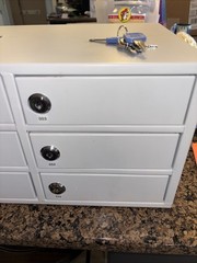 Returned Cellphone Locker Device Charging Station School L 14x9x8 Outlet 6 Slots