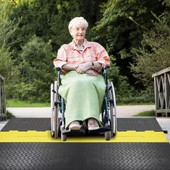 Vevor 45 in. x 31.5 in. 22000 lbs. Load 5-Channel Cable Cord Protector Ramp