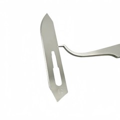 100Pcs Dental Surgical Blade Sterile Carbon Steel Scalpel #10/11/15/22/24/60