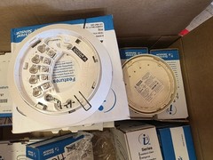 System.sensor 2w-b , Lot Of 26 Units With Base