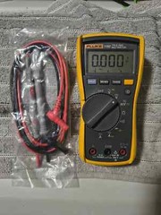 Fluke 115C True RMS Multimeter Voltmeter 600V used#L#dmm
