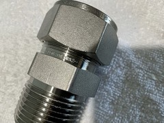 SWAGELOK SS-1610-1-16 Stainless Steel Tube Fitting