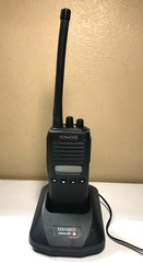 Kenwood TK-272G-1 VHF Radio 150-174 MHz 32 Channels with Charger