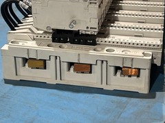 Lot of 28: 30 Amp Circuit Breakers on .79″ Bus Bar + Wöhner EQUES Easy Connector