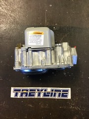 NEW, HONEYWELL, VR8215T1205, DIRECT IGNITION SLOW OPEN GAS VALVE, 24V. (8L-1)