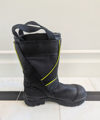 Globe SUPRALITE 14 in. Pull On Structural Firefighting Boots Men’s 12.5 XW *NEW