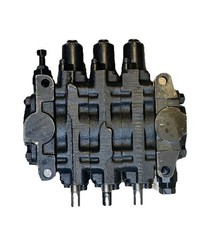 Hyster 8500786 3 Spool Hydraulic Valve Yale YT580000026 OEM