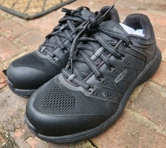 Men’s KEEN UTILITY Vista Energy Carbon Toe Work Sneaker Size 7.5 W Wide See Info