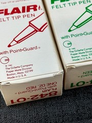 Lot of 2 Vtg 1980 Paper Mate FLAIR Pens Red & Green Felt Tip Point-Guard NOS USA