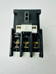 GE General Electric CL06A300M Contactor with LB4AL 208v Coil