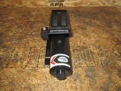 New Gates #77820 (Enerpac PA-133) Air Powered Hydraulic Pump, 10,000 psi
