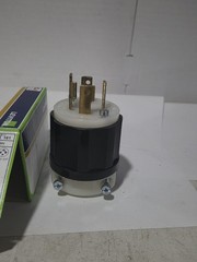 New Leviton 2731 Locking Plug Black 30A 480V 3P 4 Wire Grounding L16-30P