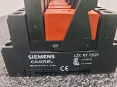 Lot of 13x SIEMENS RT424024 Relay LZX: RT 78625 Base 24VDC Type 42 Indicator DIN